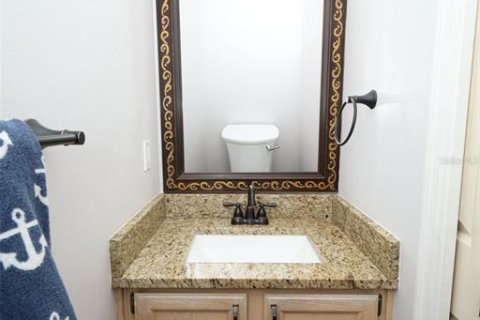 House in Oviedo, Florida 4 bedrooms, 175.4 sq.m. № 2110586 - photo 17