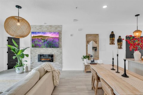 Copropriété à vendre à Doral, Floride: 3 chambres, 104.89 m2 № 1939984 - photo 17