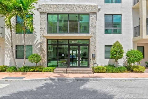 Copropriété à vendre à Doral, Floride: 3 chambres, 104.89 m2 № 1939984 - photo 5