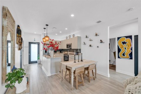 Copropriété à vendre à Doral, Floride: 3 chambres, 104.89 m2 № 1939984 - photo 15