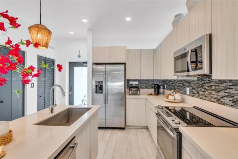 Copropriété à vendre à Doral, Floride: 3 chambres, 104.89 m2 № 1939984 - photo 9