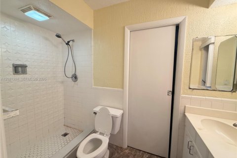 House in Boynton Beach, Florida 4 bedrooms, 164.72 sq.m. № 2384821 - photo 5