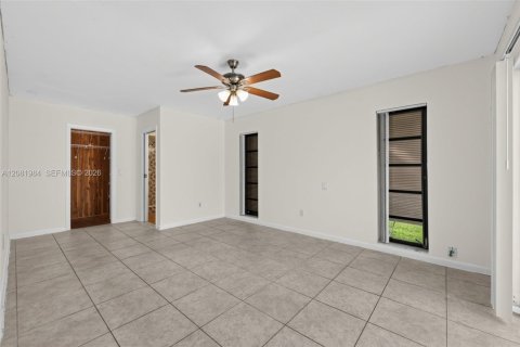 House in Boynton Beach, Florida 4 bedrooms, 164.72 sq.m. № 2384821 - photo 15