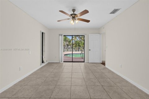 House in Boynton Beach, Florida 4 bedrooms, 164.72 sq.m. № 2384821 - photo 25