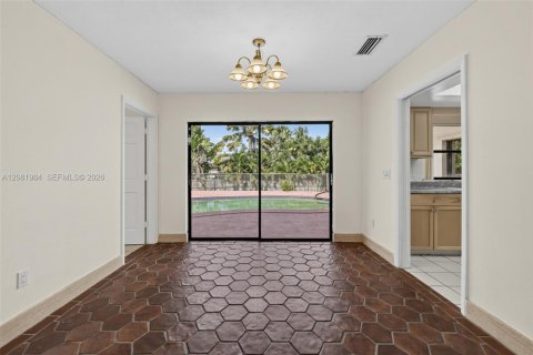 House in Boynton Beach, Florida 4 bedrooms, 164.72 sq.m. № 2384821 - photo 8
