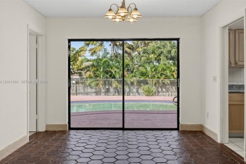 House in Boynton Beach, Florida 4 bedrooms, 164.72 sq.m. № 2384821 - photo 10