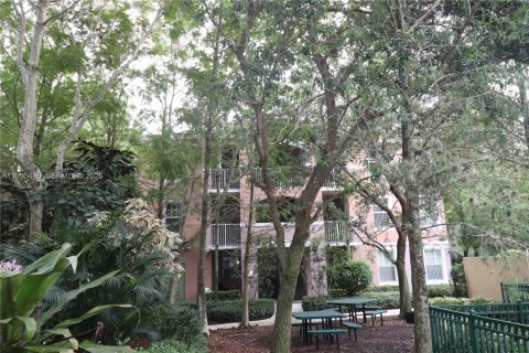 Снять в аренду кондоминиум в Корал-Спрингс, Флорида 1 спальня, 66.52м2, № 2058197 - фото 2