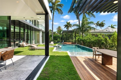 Villa ou maison à vendre à Miami Beach, Floride: 6 chambres, 535.86 m2 № 2173565 - photo 14