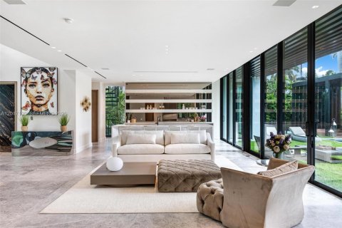 Villa ou maison à vendre à Miami Beach, Floride: 6 chambres, 535.86 m2 № 2173565 - photo 11