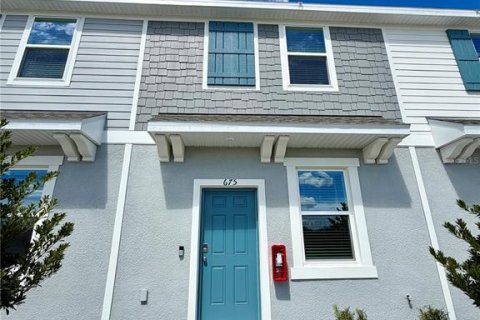 Touwnhouse à Mount Dora, Floride 2 chambres, 100.98 m2 № 2413721