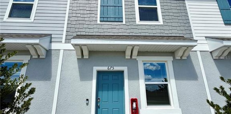 Touwnhouse à Mount Dora, Floride 2 chambres, 100.98 m2 № 2413721