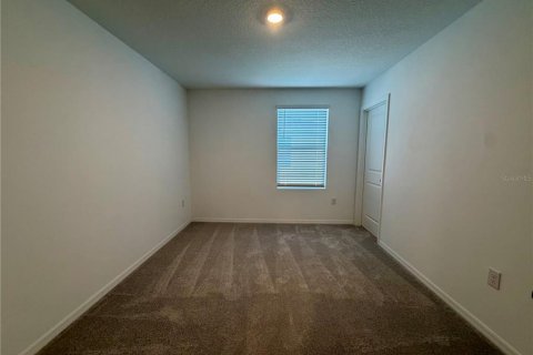 Touwnhouse à louer à Mount Dora, Floride: 2 chambres, 100.98 m2 № 2413721 - photo 18
