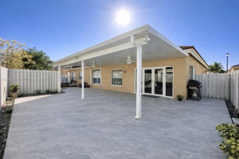 Villa ou maison à vendre à Miramar, Floride: 3 chambres, 151.43 m2 № 2006149 - photo 20
