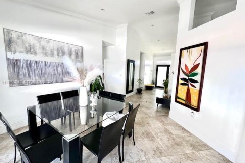 Villa ou maison à vendre à Miramar, Floride: 3 chambres, 151.43 m2 № 2006149 - photo 4