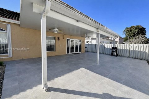 Villa ou maison à vendre à Miramar, Floride: 3 chambres, 151.43 m2 № 2006149 - photo 21