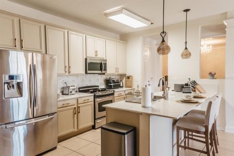 Condo in Orlando, Florida, 2 bedrooms № 2158061