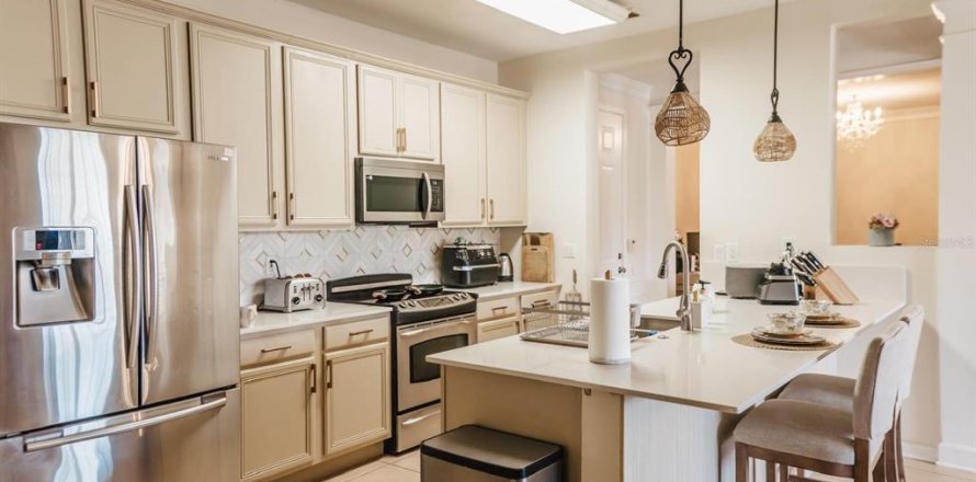 Condo in Orlando, Florida, 2 bedrooms  № 2158061