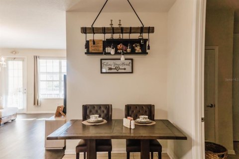 Condo in Orlando, Florida, 2 bedrooms  № 2158061 - photo 5