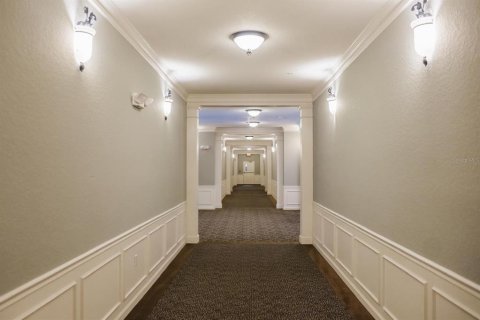 Condo in Orlando, Florida, 2 bedrooms  № 2158061 - photo 17