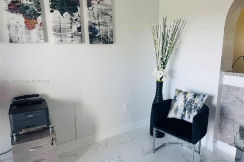 Condo in Doral, Florida, 3 bedrooms  № 1848353 - photo 4