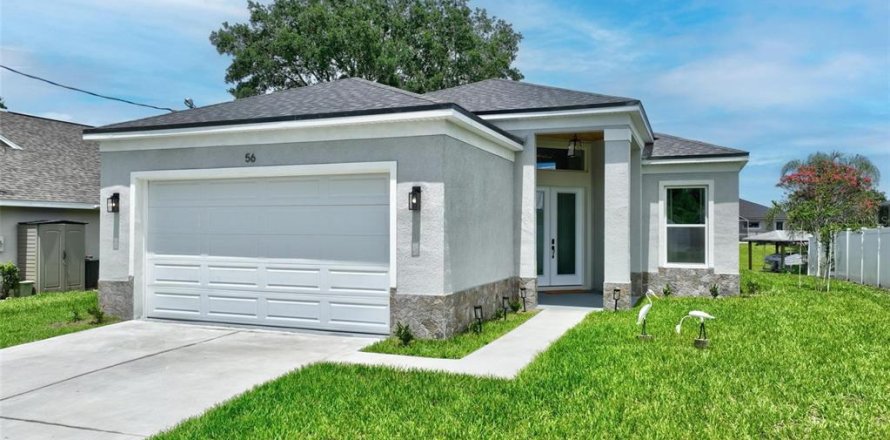 House in Palm Coast, Florida 3 bedrooms, 147.44 sq.m. № 2095160