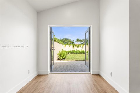 Villa ou maison à vendre à West Palm Beach, Floride: 3 chambres, 142.7 m2 № 1932137 - photo 28