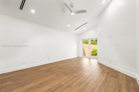 Villa ou maison à vendre à West Palm Beach, Floride: 3 chambres, 142.7 m2 № 1932137 - photo 27