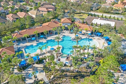 Villa ou maison à louer à Davenport, Floride: 6 chambres, 295.06 m2 № 2103981 - photo 2