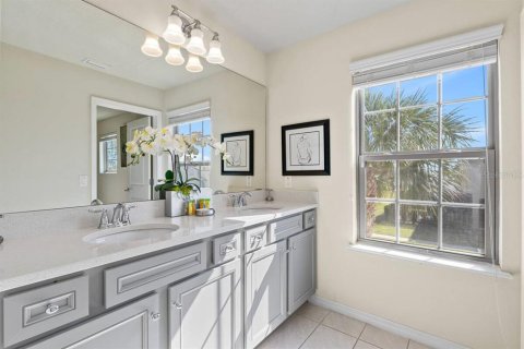 Villa ou maison à louer à Davenport, Floride: 6 chambres, 295.06 m2 № 2103981 - photo 17