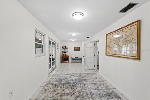 House in Sarasota, Florida 4 bedrooms, 251.49 sq.m. № 2216562 - photo 19