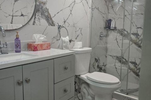 Купить кондоминиум в Майами, Флорида 2 спальни, 102.1м2, № 1982265 - фото 23