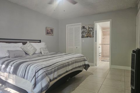 Купить кондоминиум в Майами, Флорида 2 спальни, 102.1м2, № 1982265 - фото 20