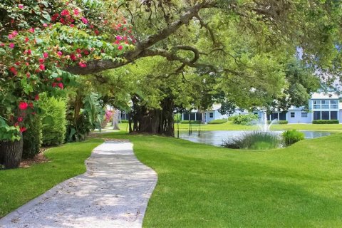 Condo in Sarasota, Florida, 2 bedrooms  № 829132 - photo 21