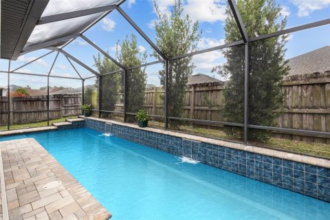House in Land O' Lakes, Florida 4 bedrooms, 169.55 sq.m. № 2140627 - photo 3