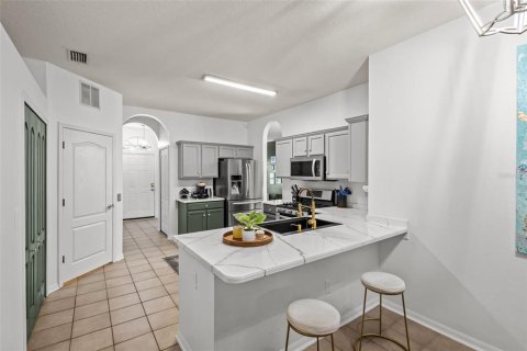 House in Land O' Lakes, Florida 4 bedrooms, 169.55 sq.m. № 2140627 - photo 17