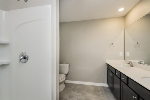 Villa ou maison à louer à Kissimmee, Floride: 4 chambres, 172.05 m2 № 2096058 - photo 9