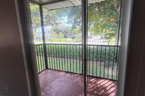 Copropriété à louer à Pembroke Pines, Floride: 2 chambres, 84.91 m2 № 2181578 - photo 21
