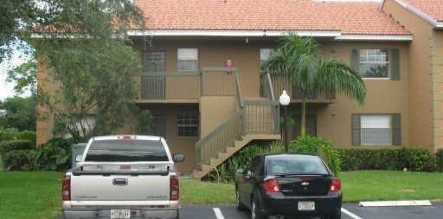 Condo à Pembroke Pines, Floride, 2 chambres  № 2181578