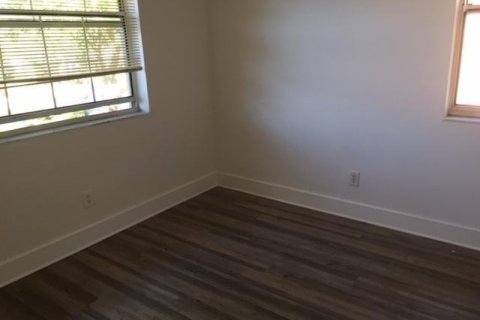Copropriété à louer à Pembroke Pines, Floride: 2 chambres, 84.91 m2 № 2181578 - photo 5