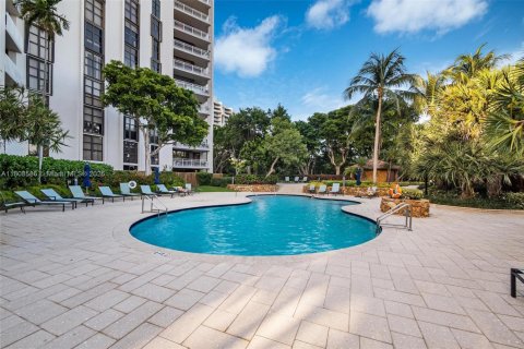 Снять в аренду кондоминиум в Майами, Флорида 3 спальни, 142.88м2, № 1958583 - фото 22