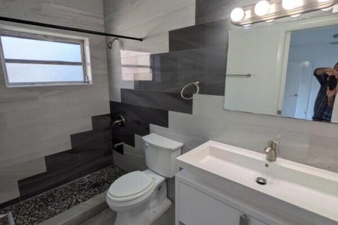 Villa ou maison à louer à Miami, Floride: 3 chambres, 123.47 m2 № 2147060 - photo 21