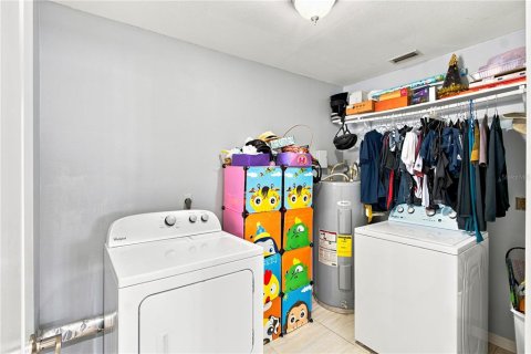 Casa en venta en Tampa, Florida, 3 dormitorios, 171.31 m2 № 2216151 - foto 20