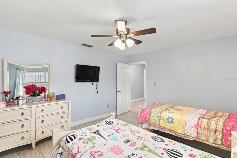 Casa en venta en Tampa, Florida, 3 dormitorios, 171.31 m2 № 2216151 - foto 19