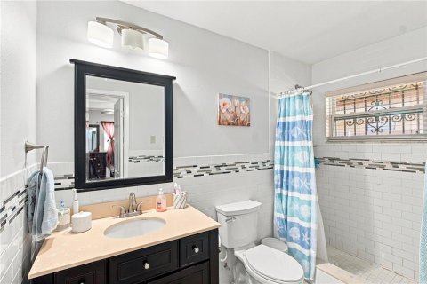 Casa en venta en Tampa, Florida, 3 dormitorios, 171.31 m2 № 2216151 - foto 16