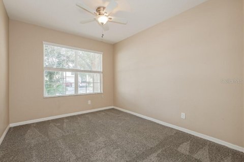 Villa ou maison à louer à Apollo Beach, Floride: 4 chambres, 119.1 m2 № 2409013 - photo 11