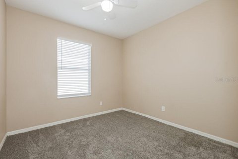 Villa ou maison à louer à Apollo Beach, Floride: 4 chambres, 119.1 m2 № 2409013 - photo 12