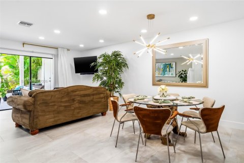 Таунхаус в Делрей-Бич, Флорида 3 спальни, 11720м2 № 2244755