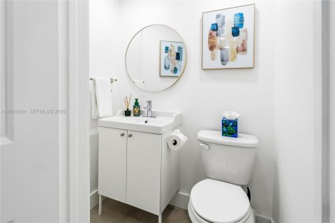 Снять в аренду таунхаус в Делрей-Бич, Флорида 3 спальни, 11719.99м2, № 2244755 - фото 10