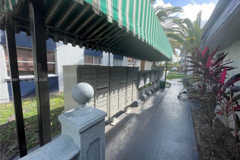 Снять в аренду кондоминиум в Хайалиа, Флорида 1 спальня, 54.81м2, № 1944503 - фото 28