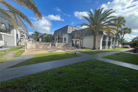 Снять в аренду кондоминиум в Хайалиа, Флорида 1 спальня, 54.81м2, № 1944503 - фото 26